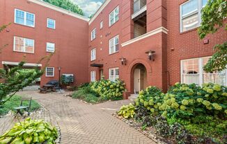 2 beds, 2 baths, $1,995, Unit # 335