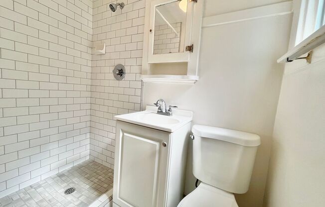 Studio, 1 bath, $1,195, Unit 36