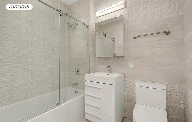3 beds, 2 baths, $4,200, Unit 2D