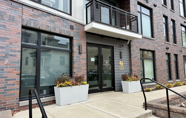 1 bed, 1 bath, 497 sqft, $2,500, Unit 411