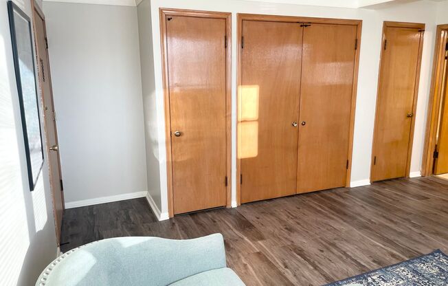 Studio, 1 bath, 600 sqft, $970, Unit 7