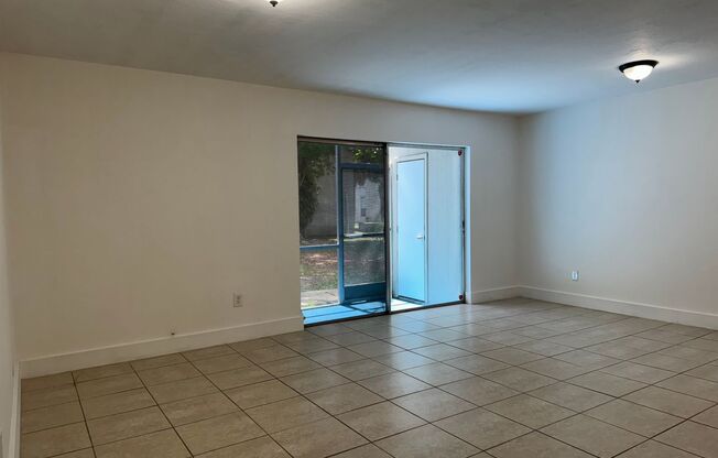 For Rent - Recently Remodeled 1/1 Condo - Great location in Kendall - $1,800