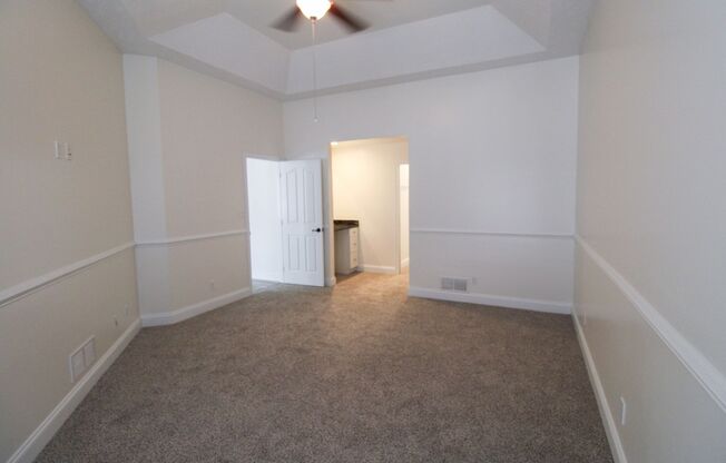 2 beds, 2 baths, 1,450 sqft, $2,250, Unit 218-01UP