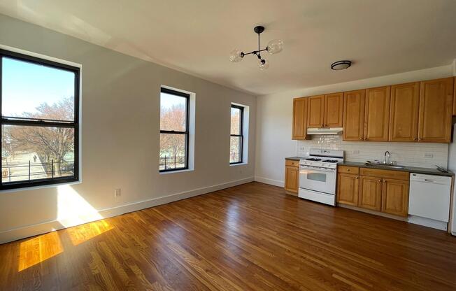 317 4 ST