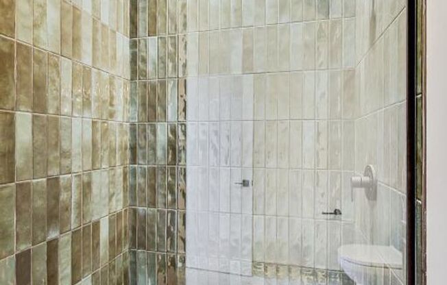 2 beds, 2 baths, 1,169 sqft, $4,000, Unit 3431-501