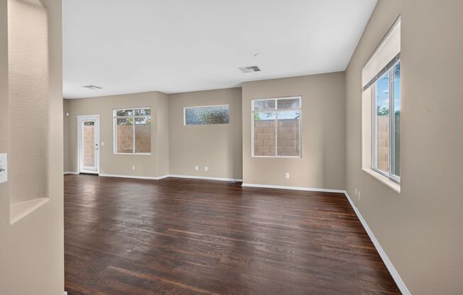 CHARMING TWO-STORY 3-BEDROOM RESIDENCE IN THE GATED SOUTHERN HIGHLANDS COMMUNITY!
