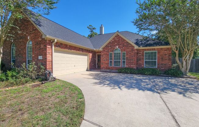 Beautiful 3-bedroom home for lease in the peaceful Oak Landing community! Situated on nearly half an acre, this property offers plenty of privacy with no direct rear neighbors and is surrounded by mature trees and lush green space. The bright and spaciou