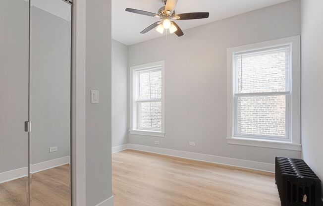2 beds, 1 bath, $2,200, Unit 301