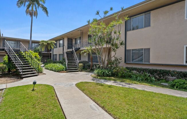 Spacious Two Bedroom Two Bath Condo in Floral Park
