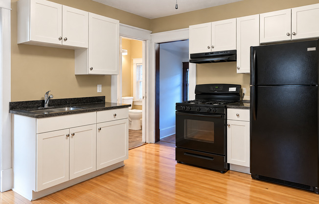 Charming Duplex Near West 7th – Hardwood Floors, Porch & Garage!