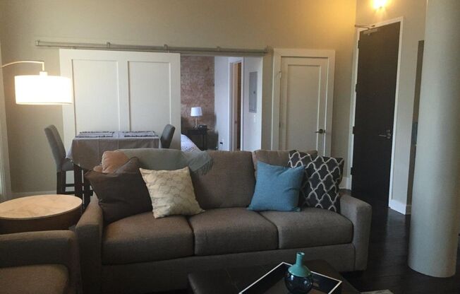2 beds, 1 bath, 800 sqft, $1,650, Unit 3N