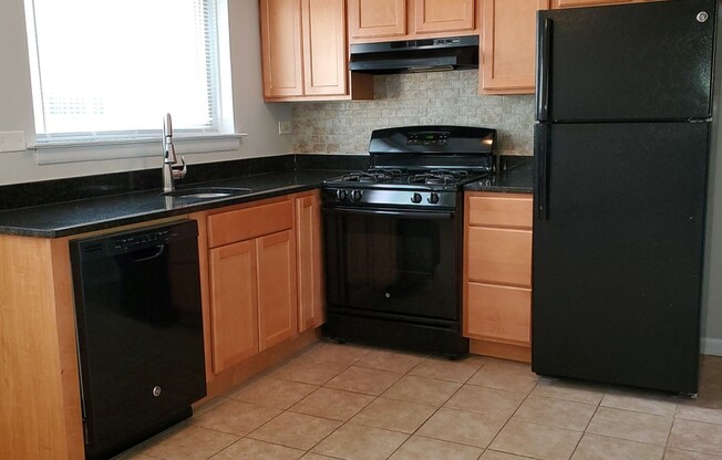 1822 Monroe, LLC