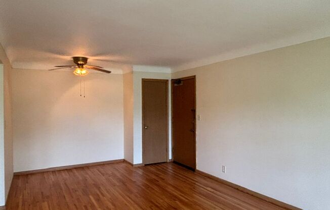 1330 Saint Clair Ave