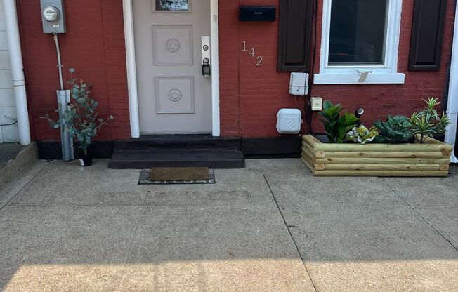 2 Bed 1 Bath Townhouse for Rent in Lawrenceville!
