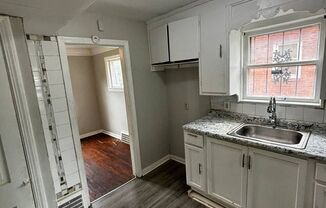 2 beds, 1 bath, $1,200