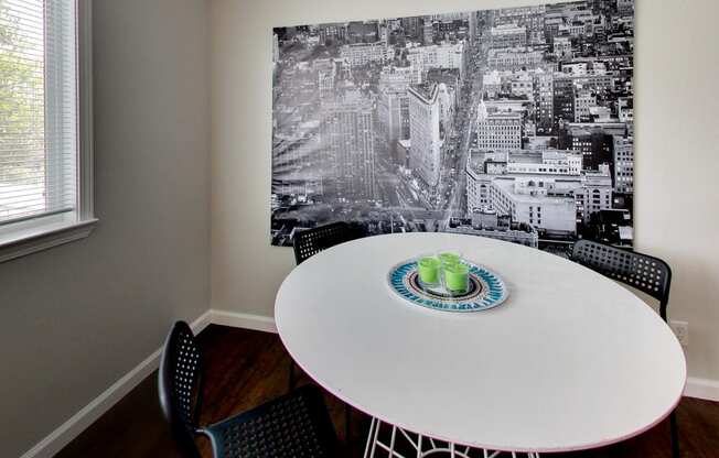 dining area at THE POST Apartments, California, 94523