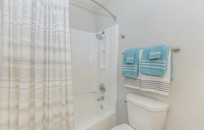 2 beds, 2 baths, 1,091 sqft, $1,810