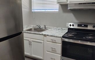 #1068- 1552 McDowell LLC