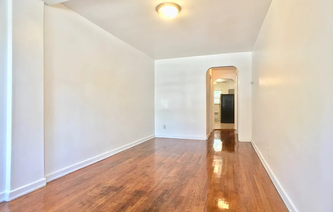 1 bed, 1 bath, 650 sqft, $1,800, Unit 1