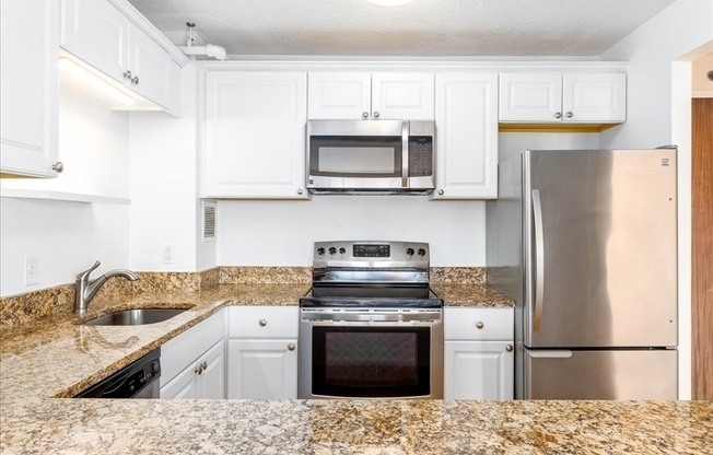 1 bed, 1.5 baths, 700 sqft, $3,400, Unit 807