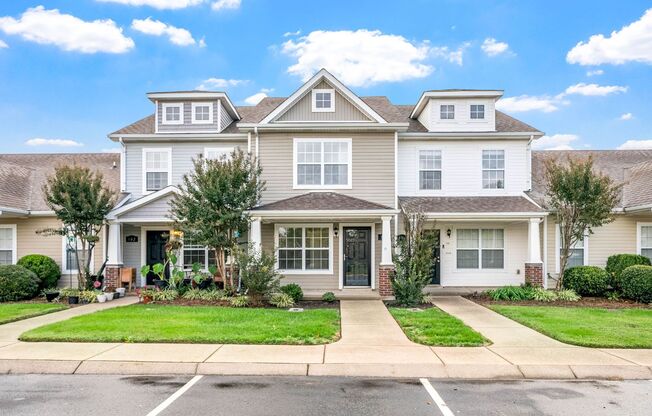 Large 2 Bedroom 2 1/2 Bath Dog Friendly Condo For Rent!