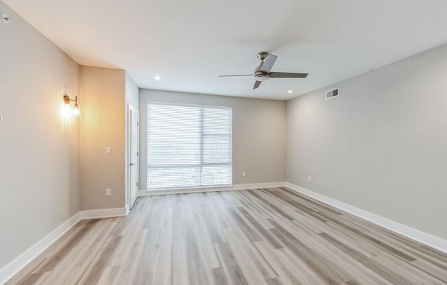 1 bed, 1.5 baths, 1,075 sqft, $1,695, Unit B3-U4