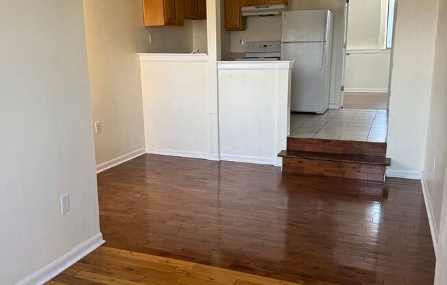4800-02 Woodland Ave.