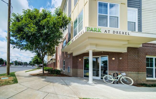 Studio, 1 bath, 466 sqft, $1,099, Unit 313