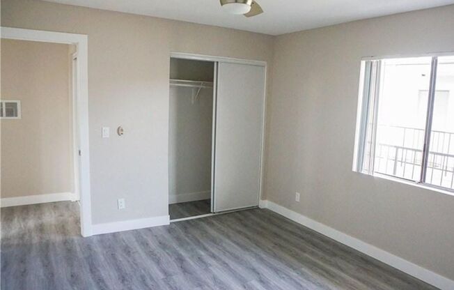 BEAUTIFUL NEWLY REMODELED 2 BEDROOM/1 BATHROOM UNIT LOCATED IN INGLEWOOD!