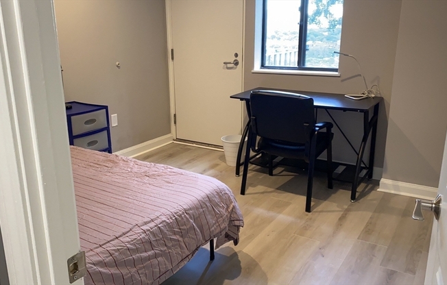 2 beds, 2.5 baths, 1,145 sqft, $4,000, Unit 714