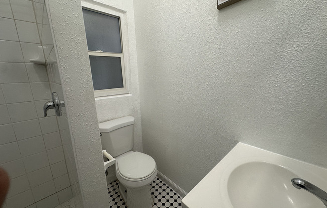 Studio, 1 bath, 132 sqft, $994.58, Unit 307
