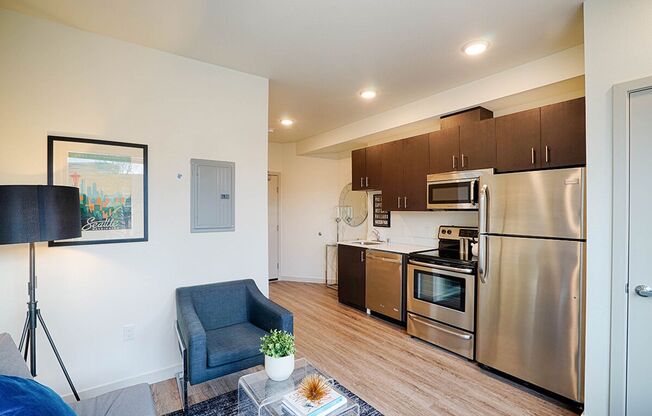 Studio, 1 bath, 257 sqft, $1,195, Unit 208