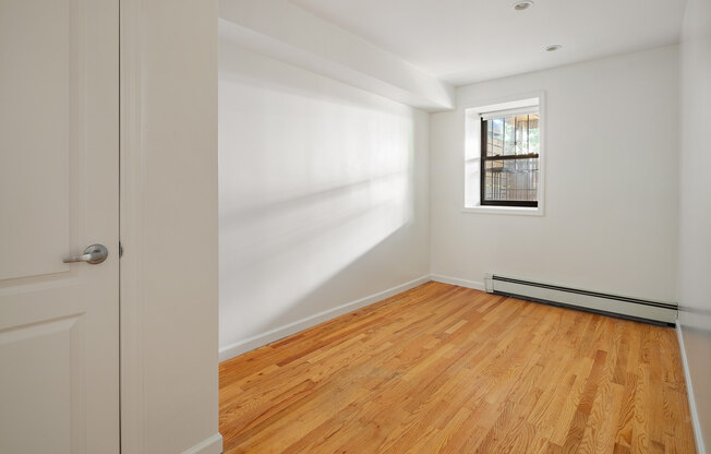 14 COVERT ST