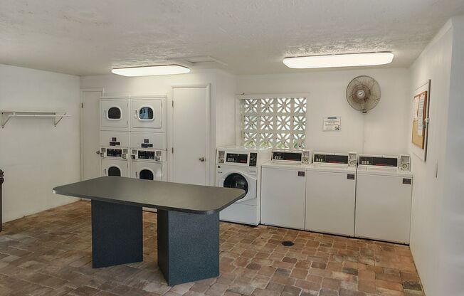 2 beds, 1 bath, $1,675