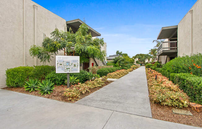 Community with Lush landscape in Santa Ana