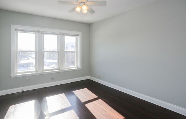 2 beds, 1 bath, 959 sqft, $2,695, Unit 4812-1