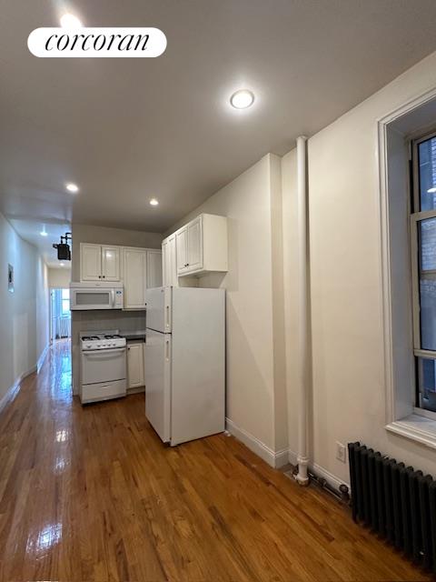 3 beds, 1 bath, 3,972 sqft, $4,250, Unit 9