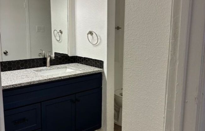 1 bed, 1 bath, 750 sqft, $925, Unit 6801