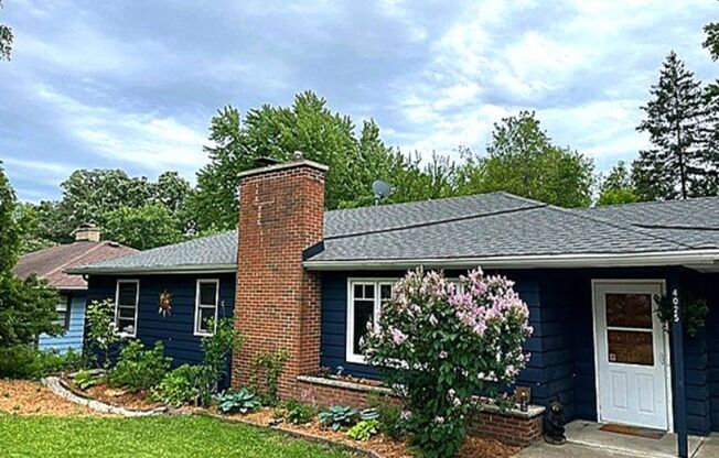 Fully Furnished 3 Bed 1 Bath Home Now Renting! 6-Month Lease (All Utils + Internet Incl.)