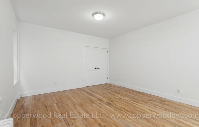 Studio, 1 bath, 370 sqft, $3,395, Unit 14