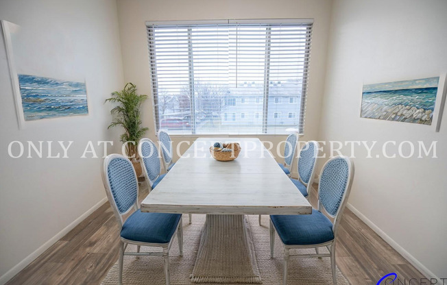 2 beds, 1 bath, 810 sqft, $1,399, Unit 36