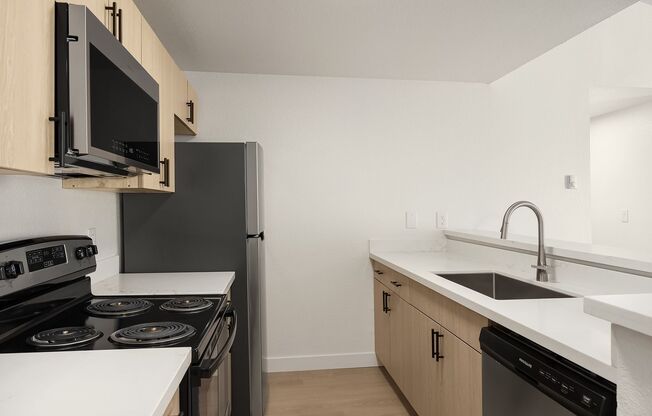 3 beds, 2 baths, 1,126 sqft, $2,610, Unit A303