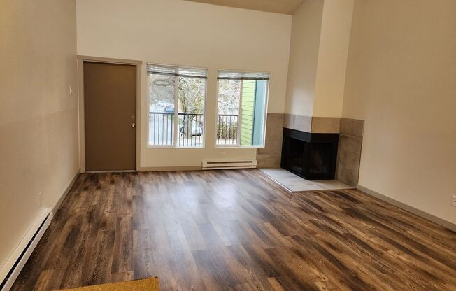 2 beds, 2 baths, 987 sqft, $2,250, Unit 243