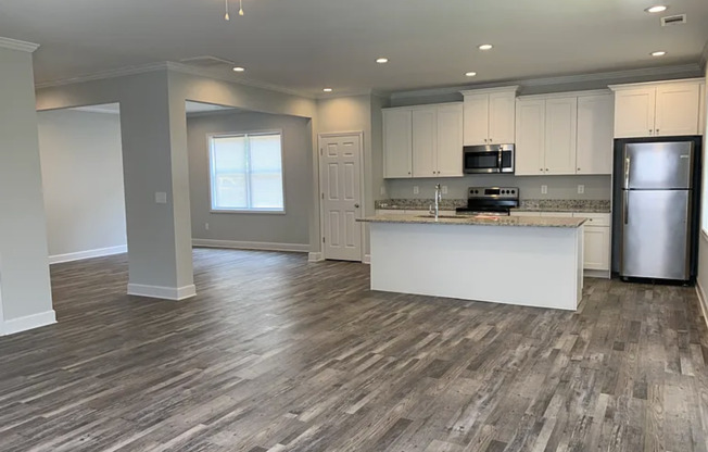 PRE-LEASING FOR AUGUST 2025!