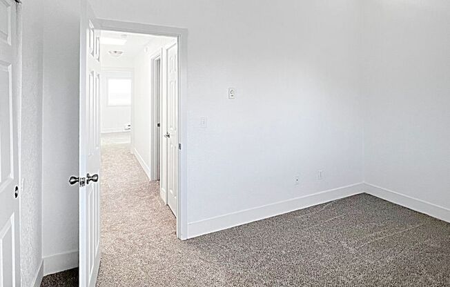 2 beds, 2.5 baths, 1,123 sqft, $2,210