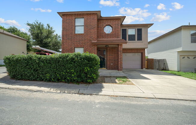 8910 KENTON BRIAR
