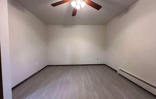 1 bed, 1 bath, 500 sqft, $795, Unit Apt. 8