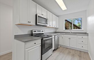 Newly Remodeled Kennedy Park Apartments!