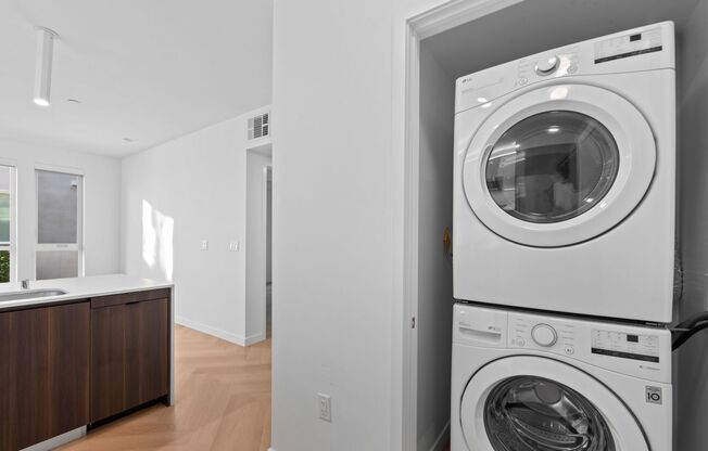 1 bed, 1 bath, 610 sqft, $3,395, Unit 313