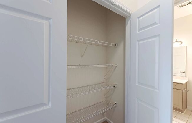 2 beds, 2 baths, 1,295 sqft, $1,470, Unit 3868-2D